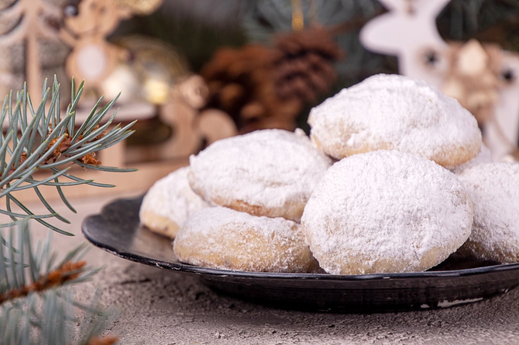 Christmas Marijuana Edibles - Cannabis Infused Snowball cookies